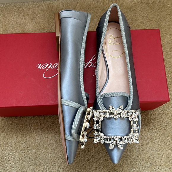 100% authentic Roger vivier flats. - Picture 2 of 4